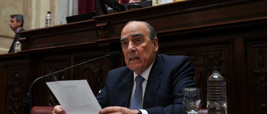 Guillermo Francos expuso en el Senado