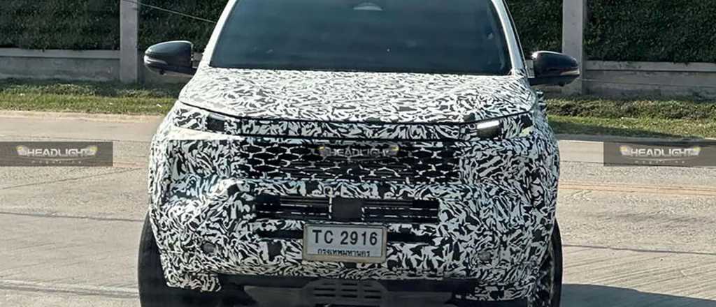 Toyota Hilux 2026: se filtraron las primeras fotos del nuevo diseño