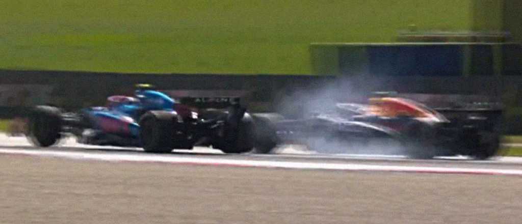 Video: el insólito choque de Tsunoda que casi arruina la carrera de Colapinto