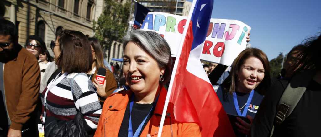 Jara arrasó en las primarias y será la candidata de la izquierda en Chile