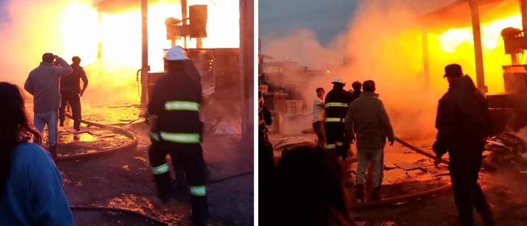 Video: un incendio se desató en un galpón de San Rafael