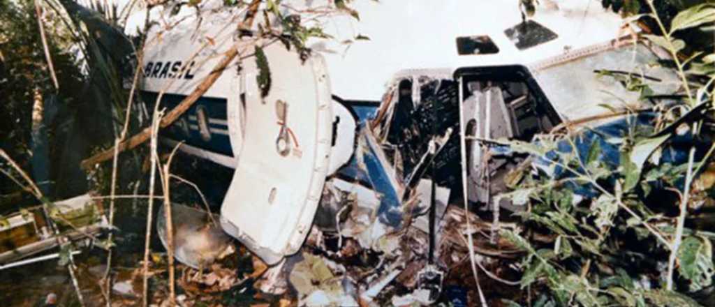 C&oacute;mo un partido de f&uacute;tbol distrajo a dos pilotos y termin&oacute; en tragedia a&eacute;rea