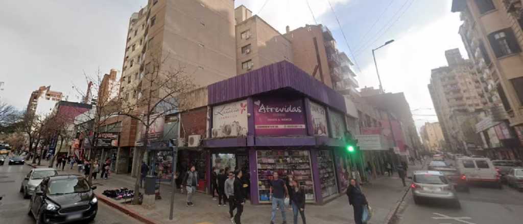 Dos alba&ntilde;iles hallaron un cad&aacute;ver en un armario de un departamento