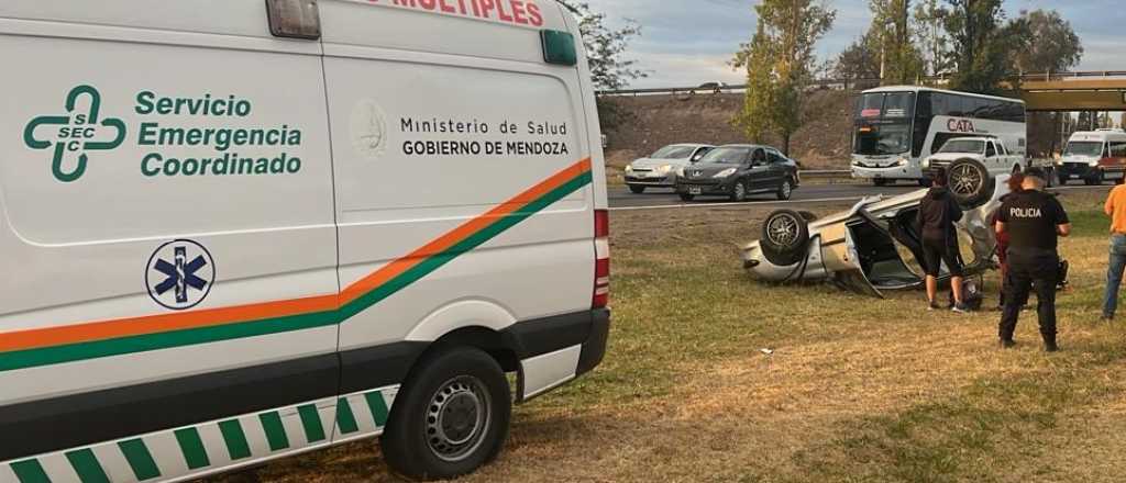 Un choque frontal dejó dos heridos en Guaymallén