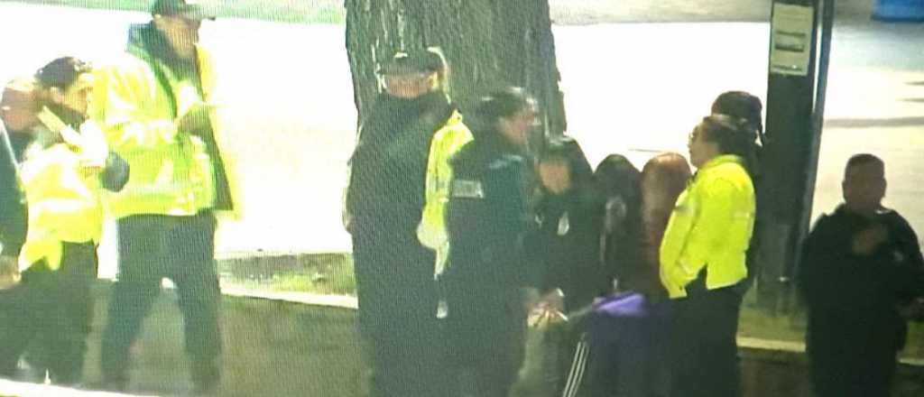 Tres adolescentes detenidas por dos asaltos en Plaza Independencia