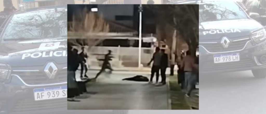 Video: brutal patada a un joven en la cabeza en Tunuy&aacute;n