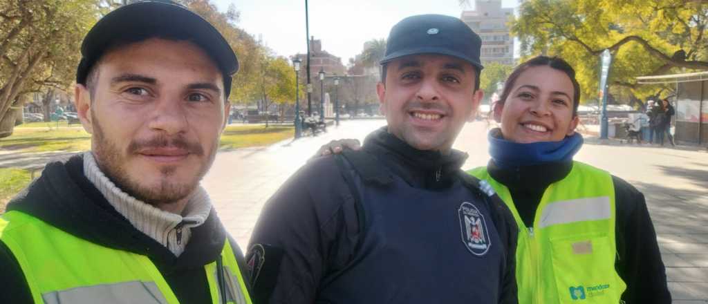 Una mujer dio a luz en plena Plaza Independencia