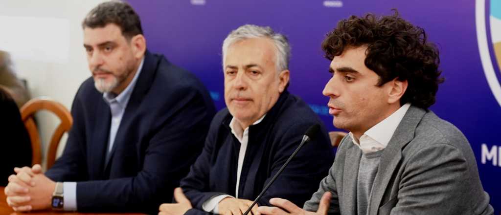 Para el ministro pol&iacute;tico de Cornejo, el Gobierno plebiscitar&aacute; su gesti&oacute;n