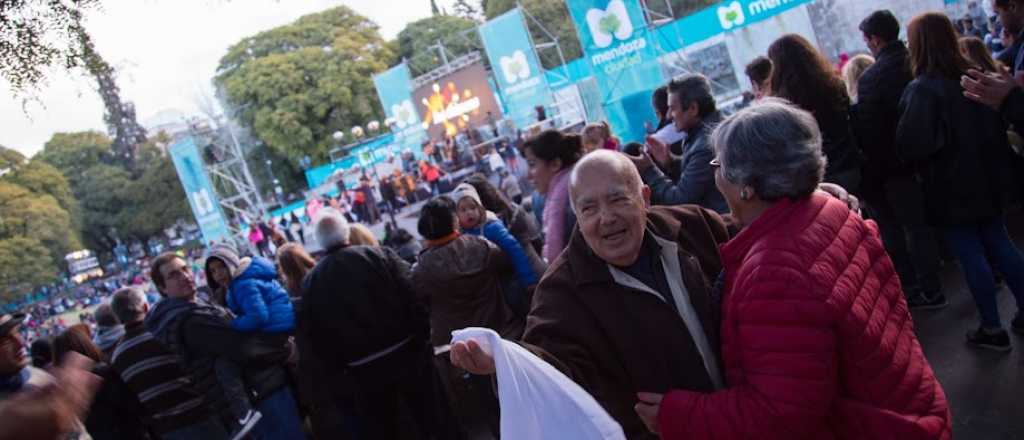 Ciudad invita a celebrar la independencia con una peña imperdible