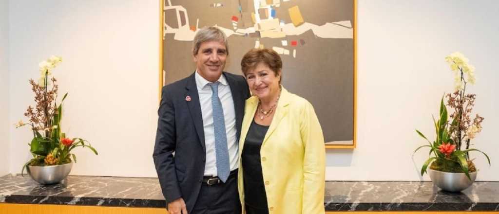 Con la mira en US$2.000 millones del FMI, el equipo económico va al G20