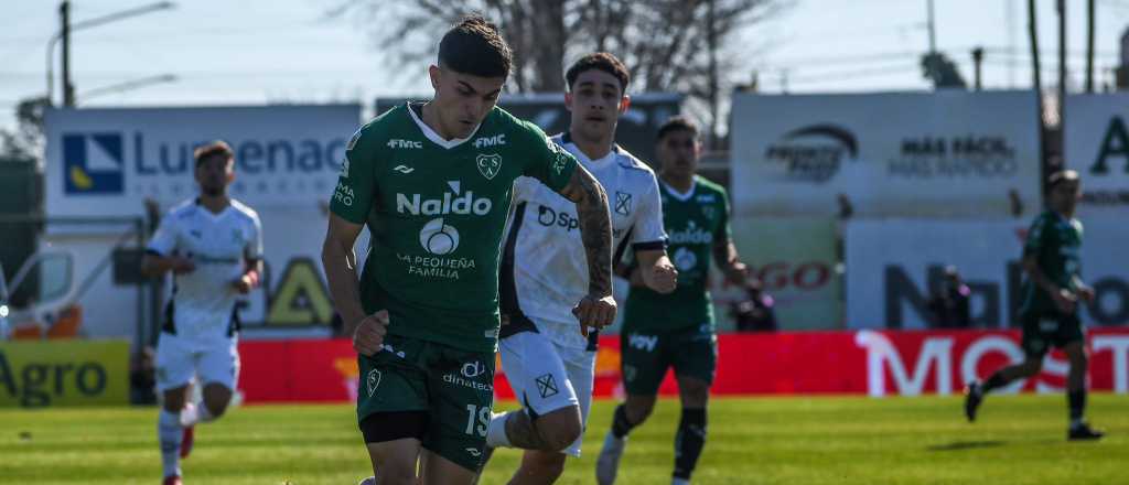 El Rojo rescató un empate sobre el final en su visita a Sarmiento