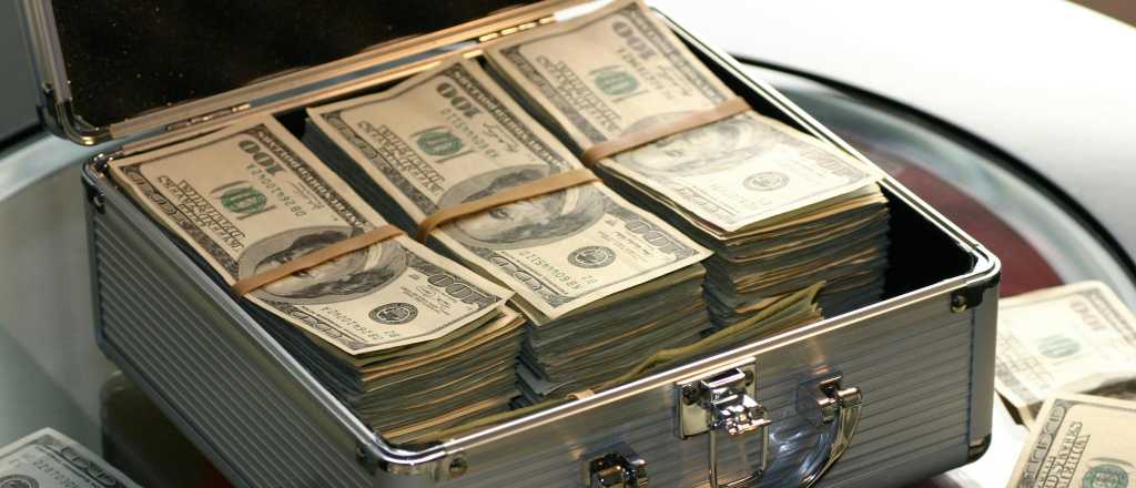 Por qu&eacute; subi&oacute; el d&oacute;lar y c&oacute;mo el Gobierno sali&oacute; a frenarlo