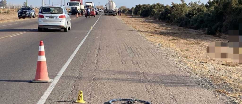 Un ciclista falleci&oacute; tras ser atropellado por un cami&oacute;n en Lavalle