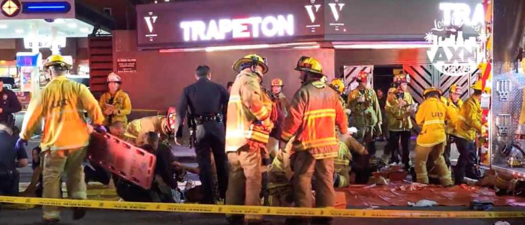 Un auto atropelló a decenas de personas y dejó 28 heridos en Los Ángeles