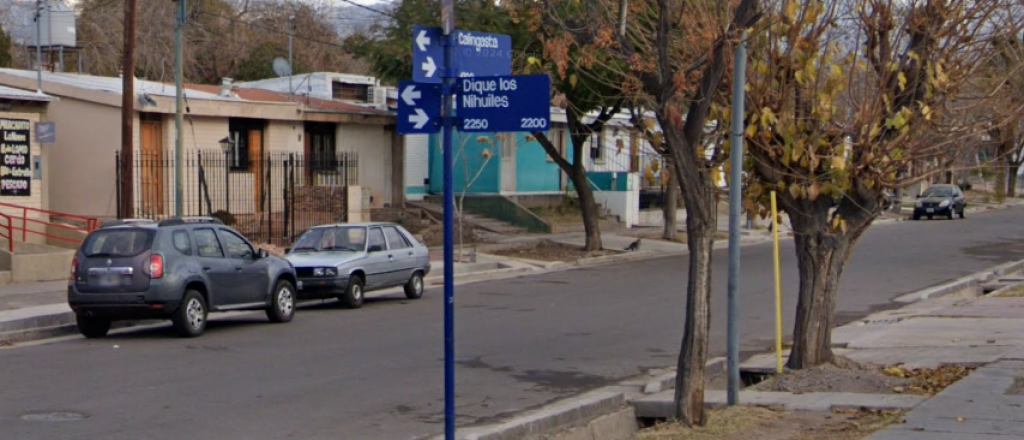 Una patota atacó y le robó a un chico de 19 años en Godoy Cruz