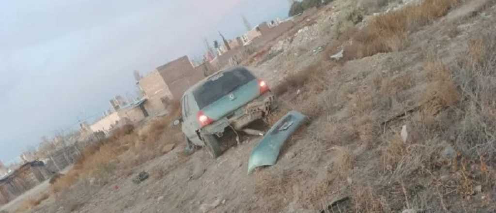 Perdió el control de su auto y cayó a un canal en San Rafael