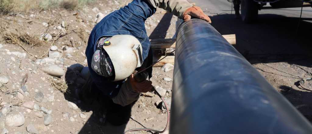 Omar Félix anunció que finalizarán las obras del gasoducto