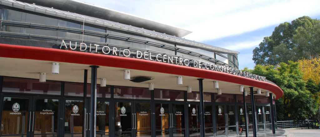 Buscan concesionar el buffet del Centro de Congresos y Exposiciones 