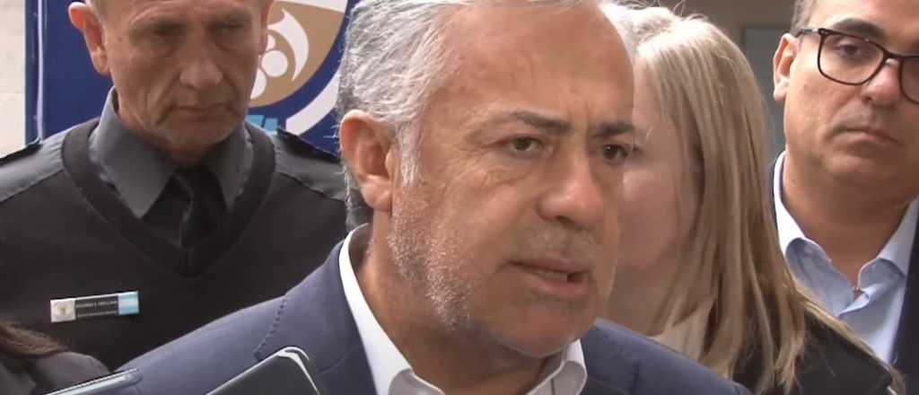 Cornejo le respondi&oacute; a Fern&aacute;ndez Sagasti: "Son un cachivache"