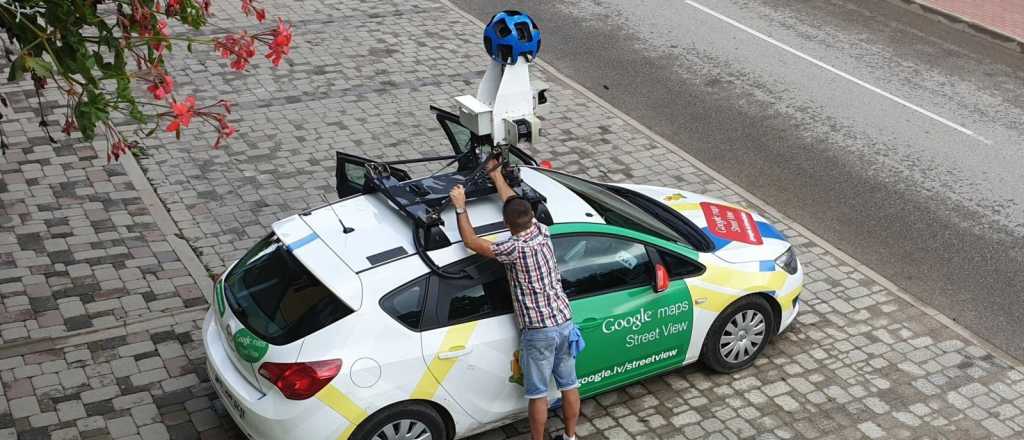 Google debe pagar millones a un hombre que Street View lo fotografió desnudo