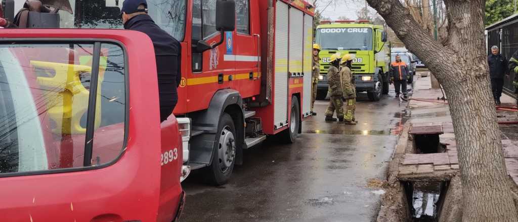 Hubo un incendio en la Feria de Guaymallén, otra vez