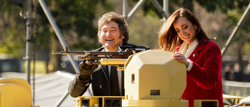 El desgobierno conyugal: guerra fría entre el jefe y la Virgen del Senado