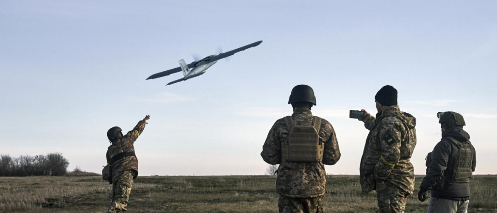 Elon Musk dejó sin internet satelital a Ucrania