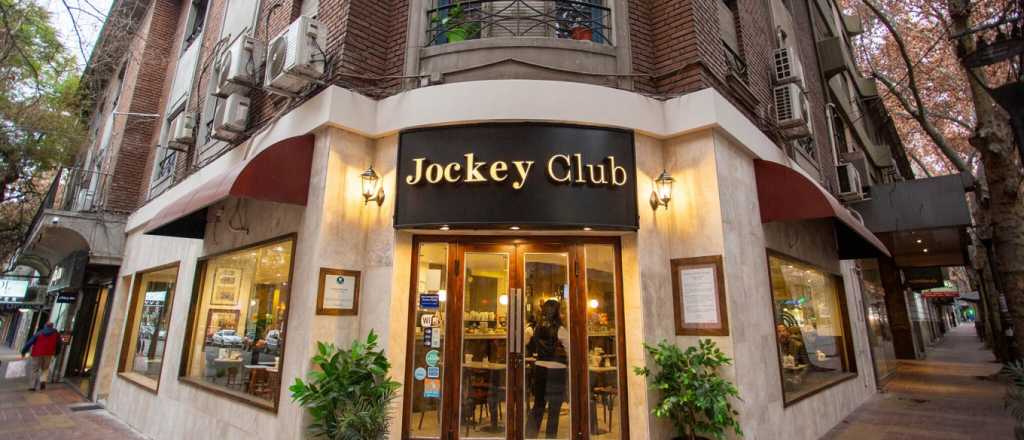 Reabri&oacute; el hist&oacute;rico caf&eacute; Jockey Club con m&aacute;s espacio y la misma m&iacute;stica