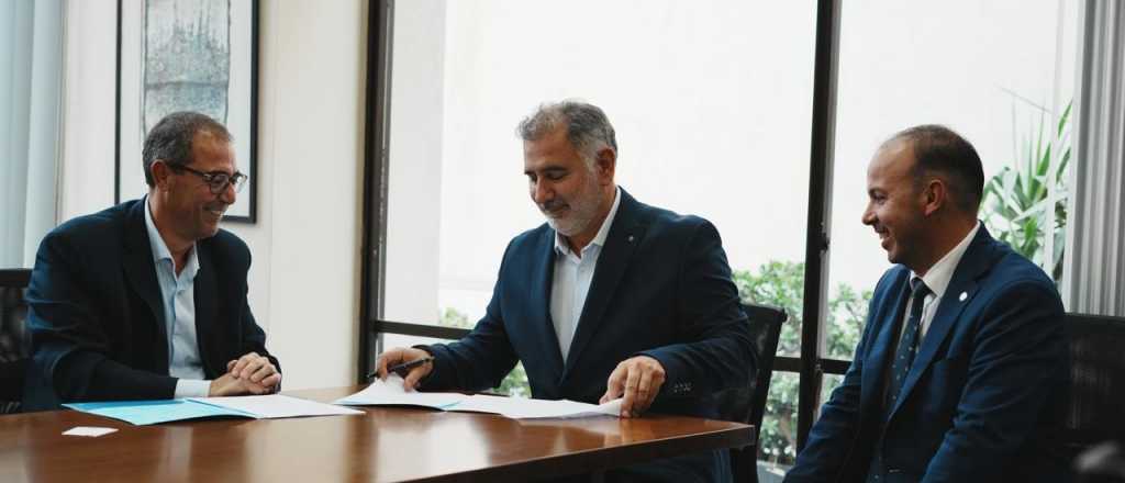 Convenio entre el BNA y San Jorge para fortalecer la miner&iacute;a en Uspallata