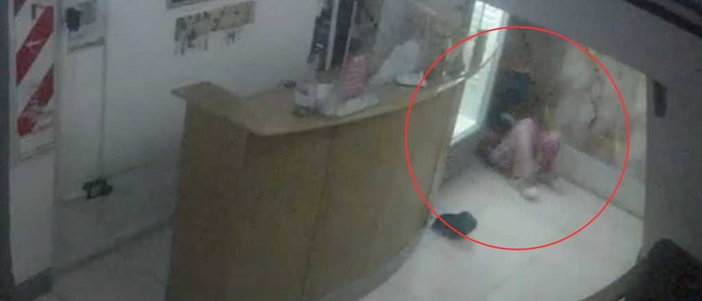 Abuso en un hostel de Mendoza: qué se sabe del violador que sigue libre