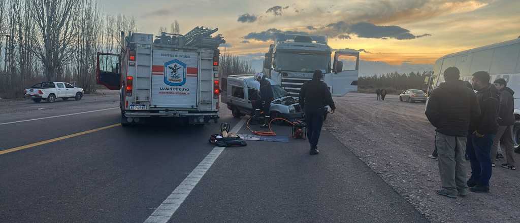 Murió un hombre en un choque contra un camión en Luján de Cuyo