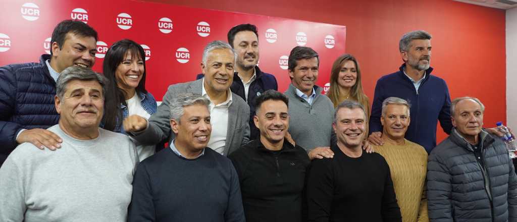 Humo blanco: esta es la lista de unidad que acordaron Cornejo y Petri