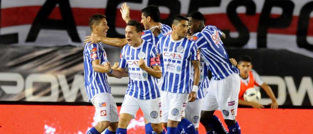 El lindo gesto solidario de tres jugadores del Tomba