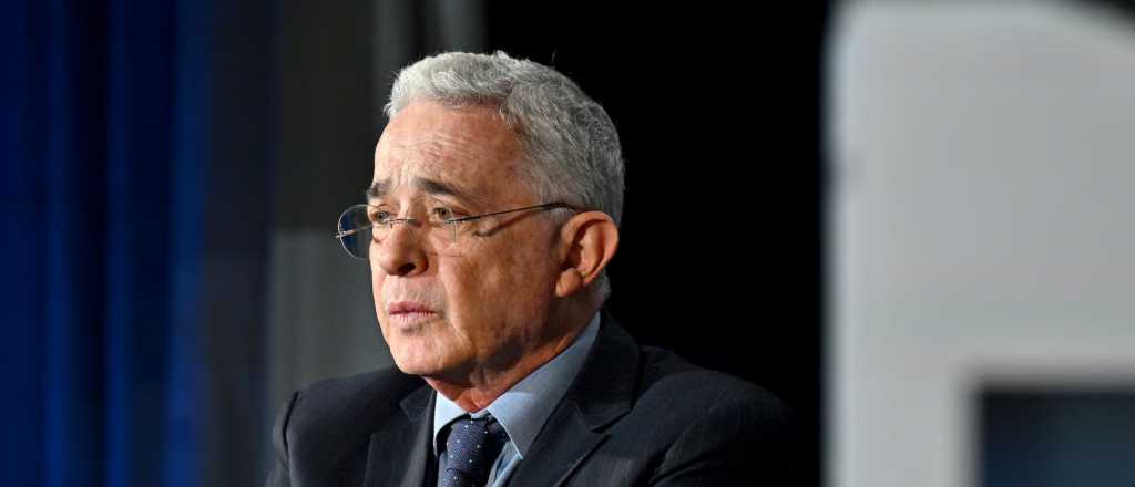 Condenaron al expresidente de Colombia Álvaro Uribe a 12 años de prisión
