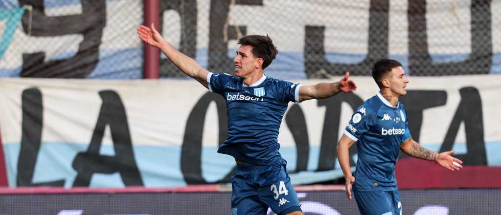 Racing le dio una paliza a Riestra y avanzó a cuartos de final