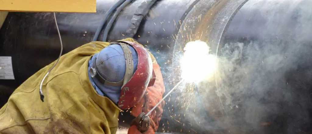 Buscan operarios: los oficios clave para conseguir trabajo en Vaca Muerta