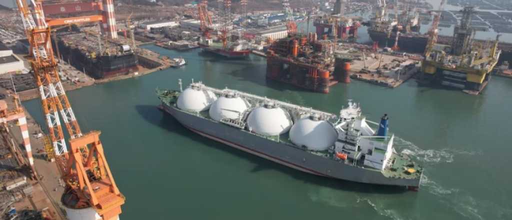 Habrá una segunda planta flotante para exportar gas de Vaca Muerta