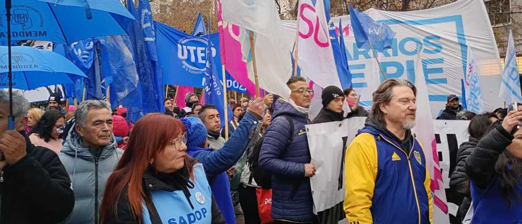 San Cayetano en Mendoza: jornada, pedidos al gobierno y olla popular