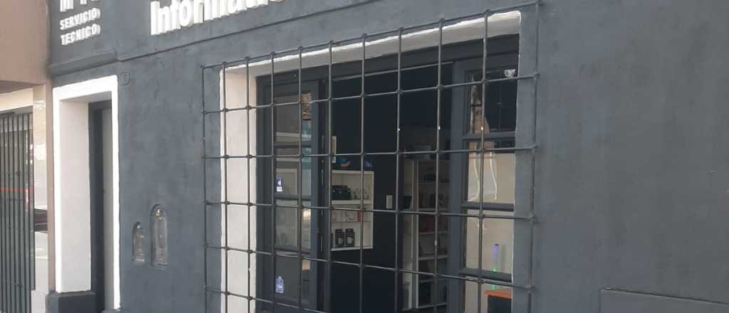 Rompieron las rejas en un local de inform&aacute;tica de la Quinta Secci&oacute;n