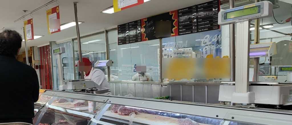 Detuvieron al subgerente de un Vea de San Mart&iacute;n robando pollo