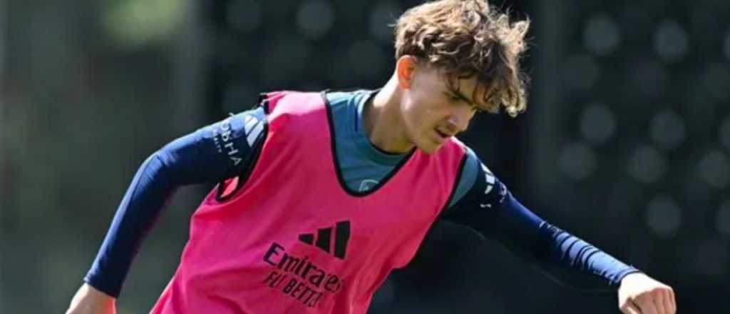 La joya de 15 a&ntilde;os del Arsenal que tir&oacute; al suelo a Heinze 