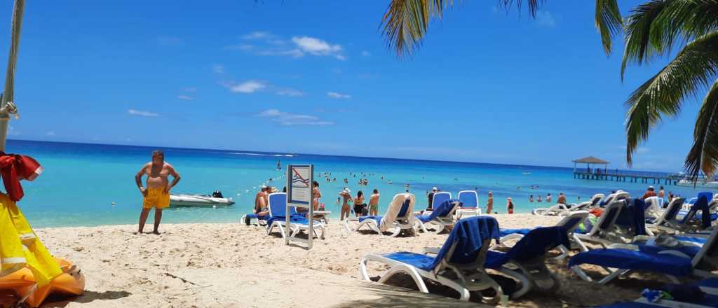 Autorizaron a una lowcost a operar la ruta Mendoza - Punta Cana