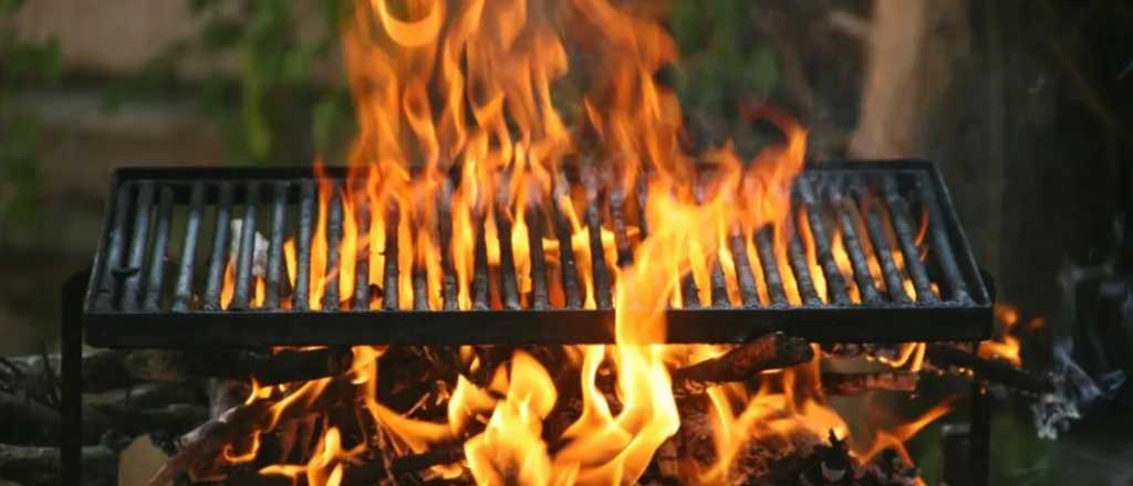 ¿Antes o después del asado?: cuándo conviene limpiar la parrilla