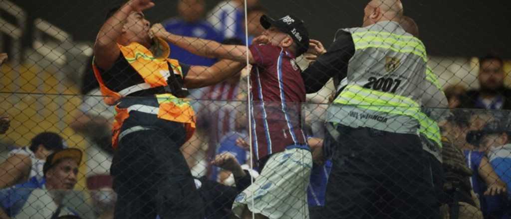 El relato tombino tras el caos en Brasil: "Parec&iacute;an hinchas disfrazados"