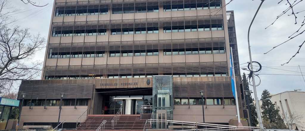 Abren concurso para cubrir una vacante en un tribunal federal de Mendoza