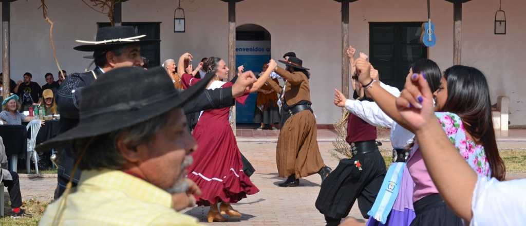 Maipú celebrará el "Día del Padre Mendocino" con una Peña Sanmartiniana