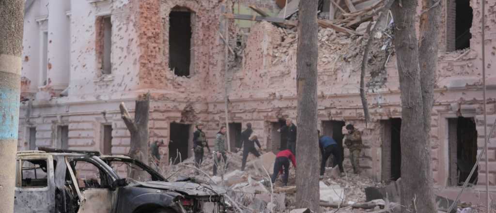 Nuevos ataques rusos en zonas civiles de Ucrania