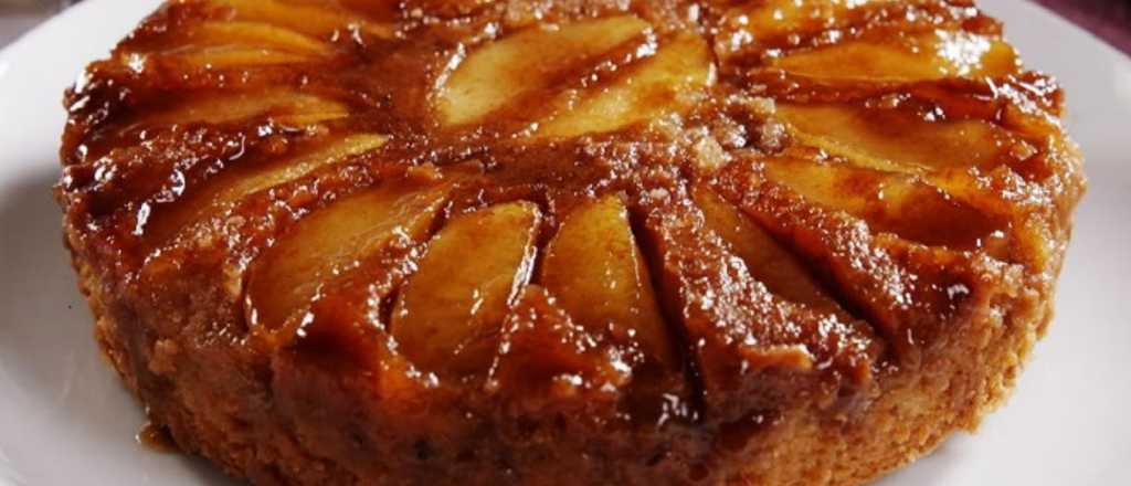 El clásico que nunca falla: receta de torta de manzanas fácil y económica