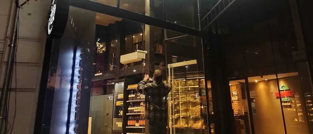 Robaron en una carnicería premium en la Quinta Sección