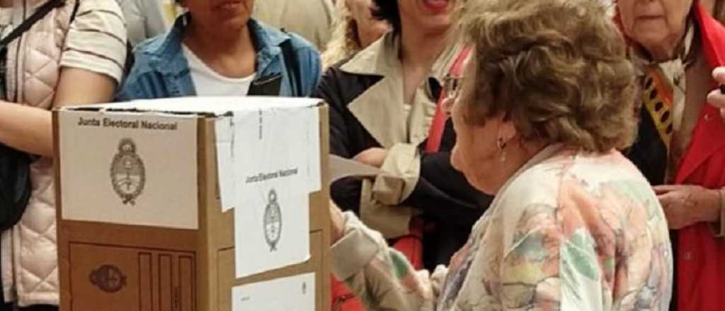 Quién captará el "voto jubilado" del 26 de octubre